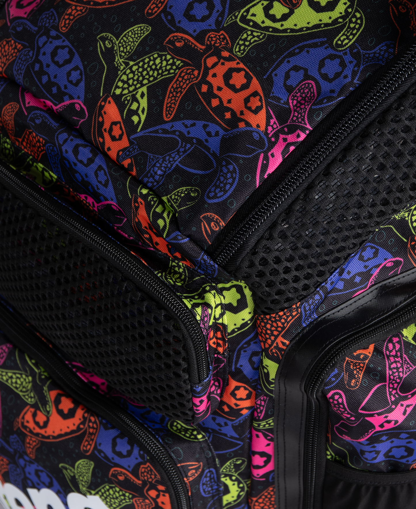 Arena One Go 45L Print Backpack - Sea Turtles Black