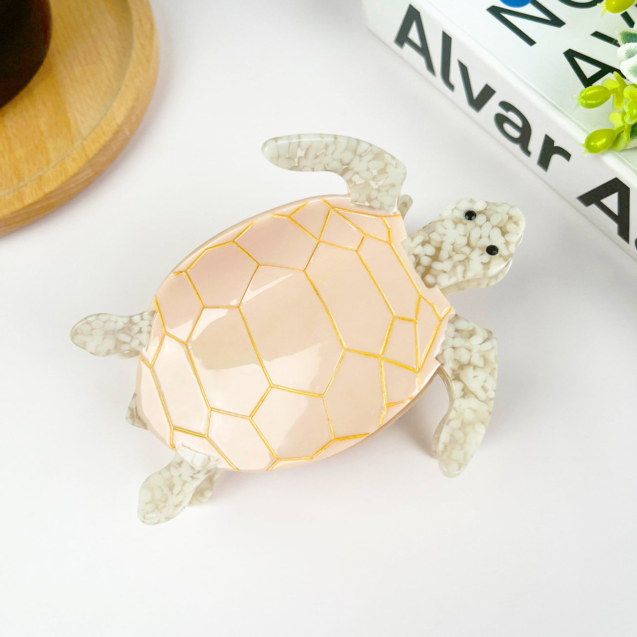 SSR Acetate Pink Turtle Hair Claw Clip