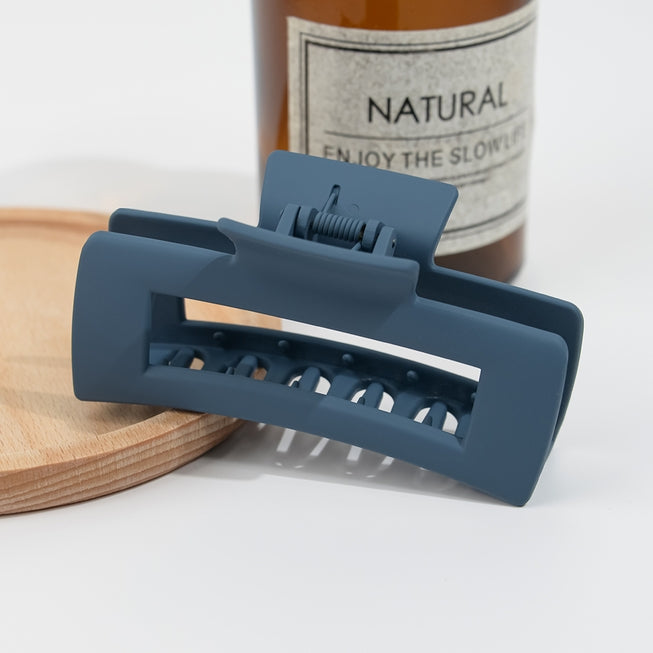 SSR Frosted Solid Color Rectangle Hair Claw Clip
