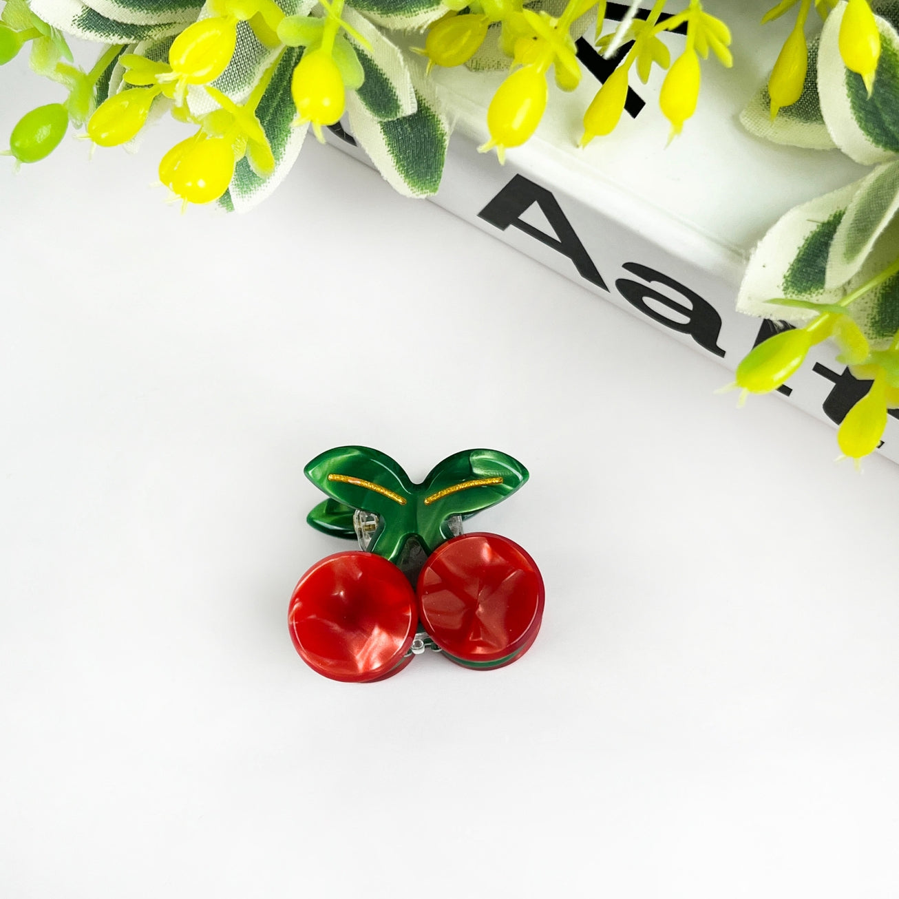 SSR Acetate Mini Cherry Claw Clip