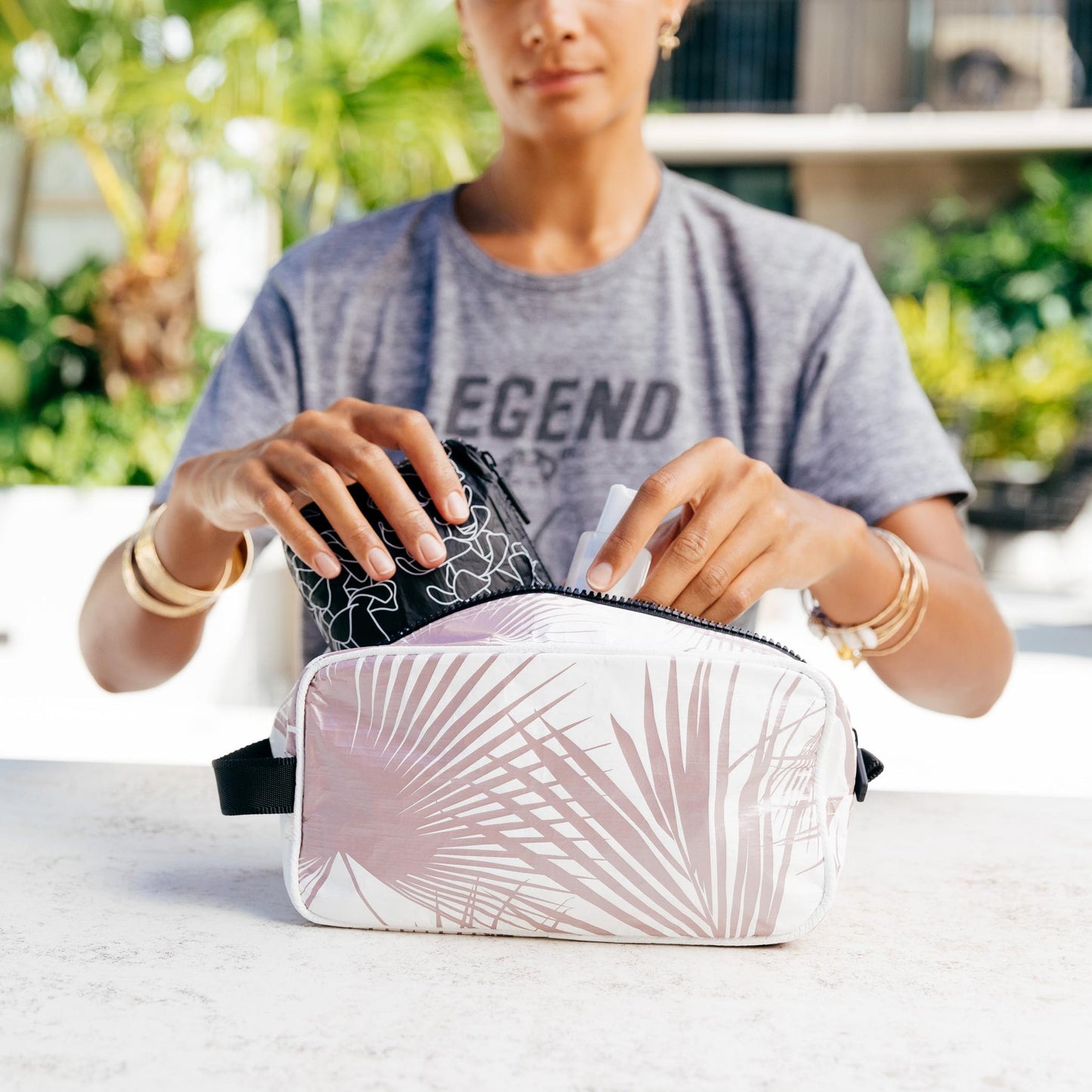 Aloha Dopp Kit Toiletry Organizer - Day Palms