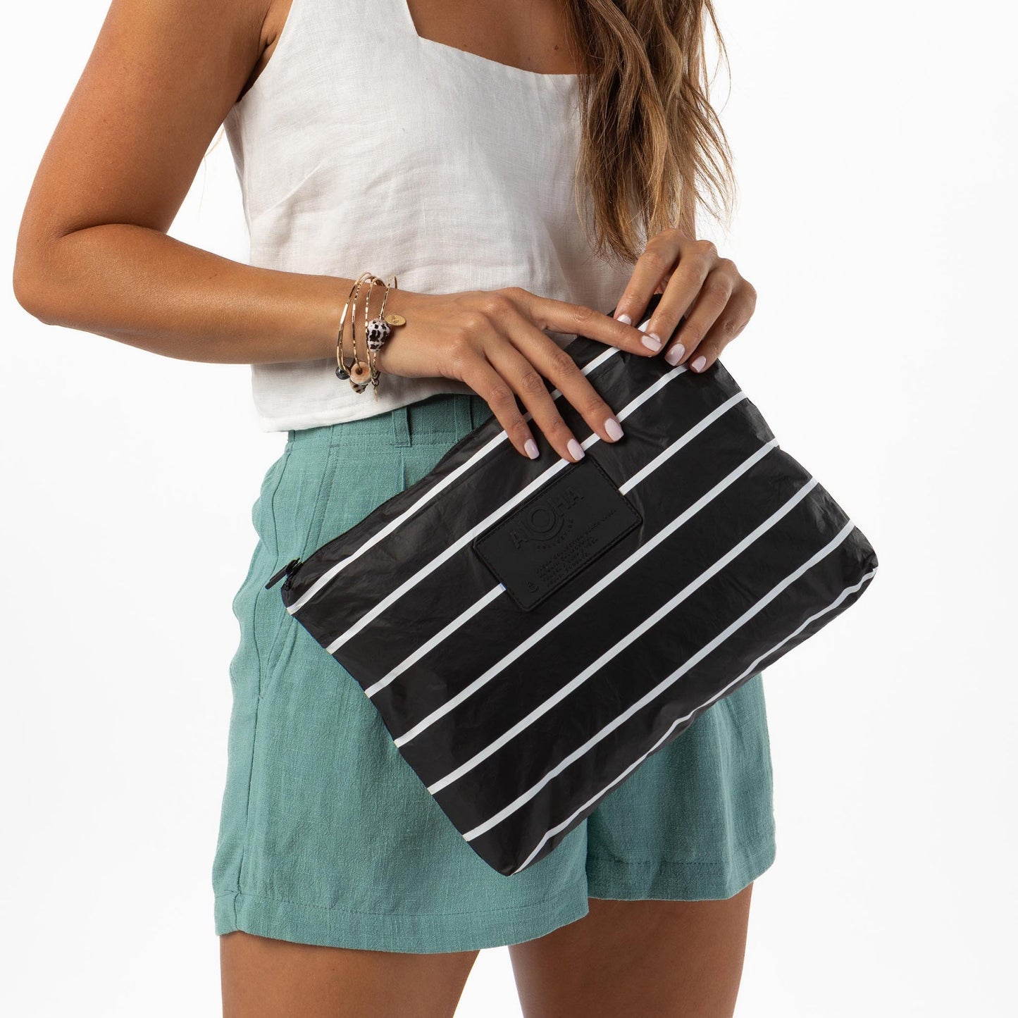 Aloha Mid Pouch - Pinstripe White On Black