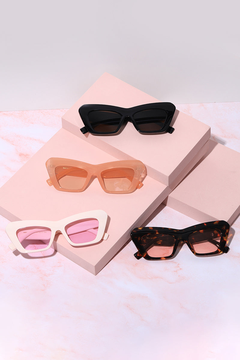 SSR Womens Playa Cat Eye Frame Sunglasses - Bone/Lavender