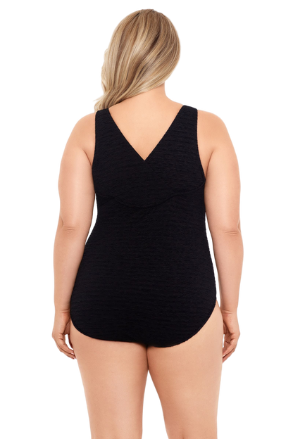 Penbrooke Krinkle Plus Size Chlorine Resistant Cross Back One Piece Swimsuit - Black