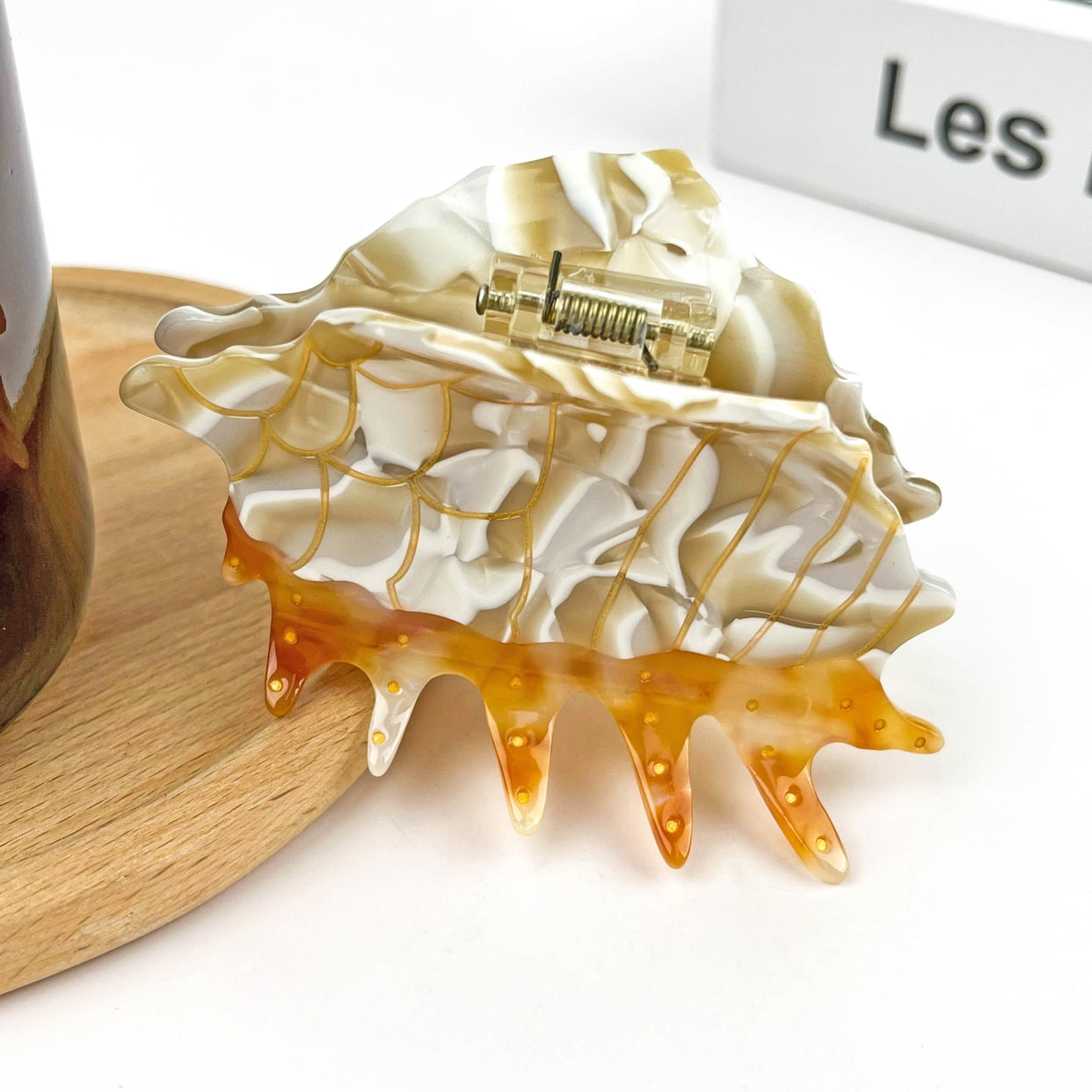 SSR Acetate Spiral Conch Shell Hair Claw Clip