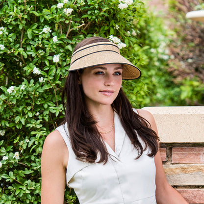 Wallaroo Lily Packable Sun Visor - Beige/Black