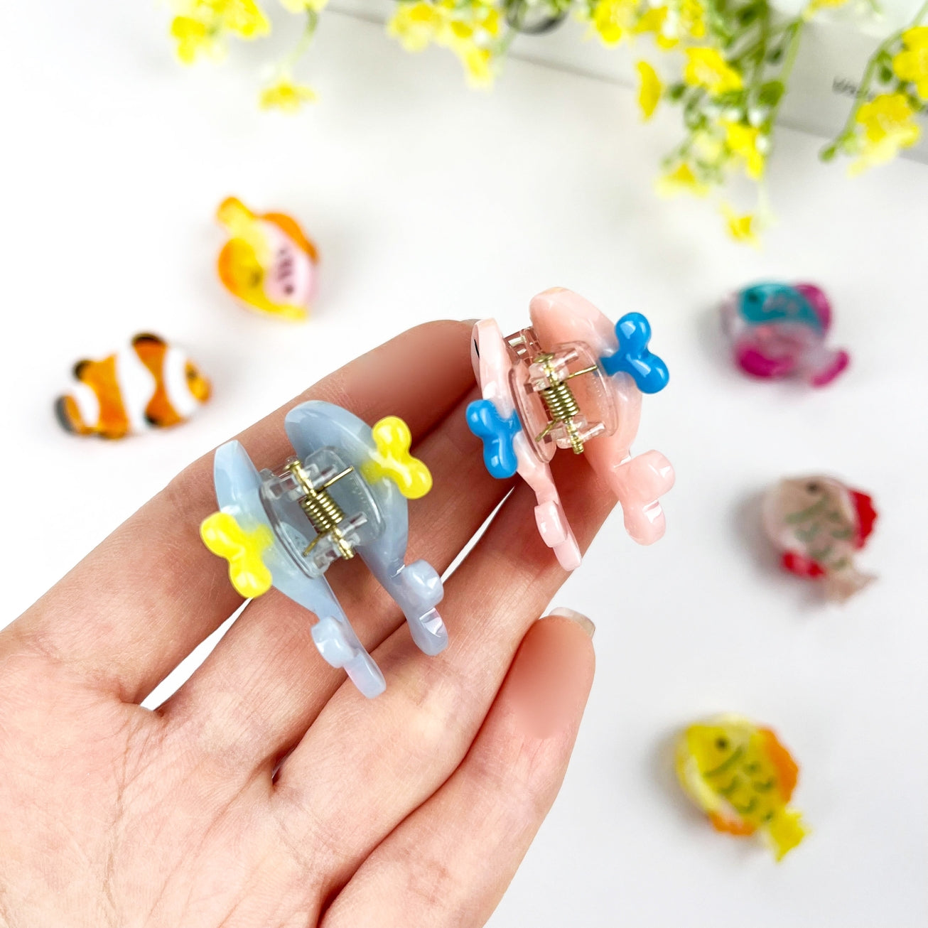 SSR Acetate Mini Pink Blue Fish Claw Clip