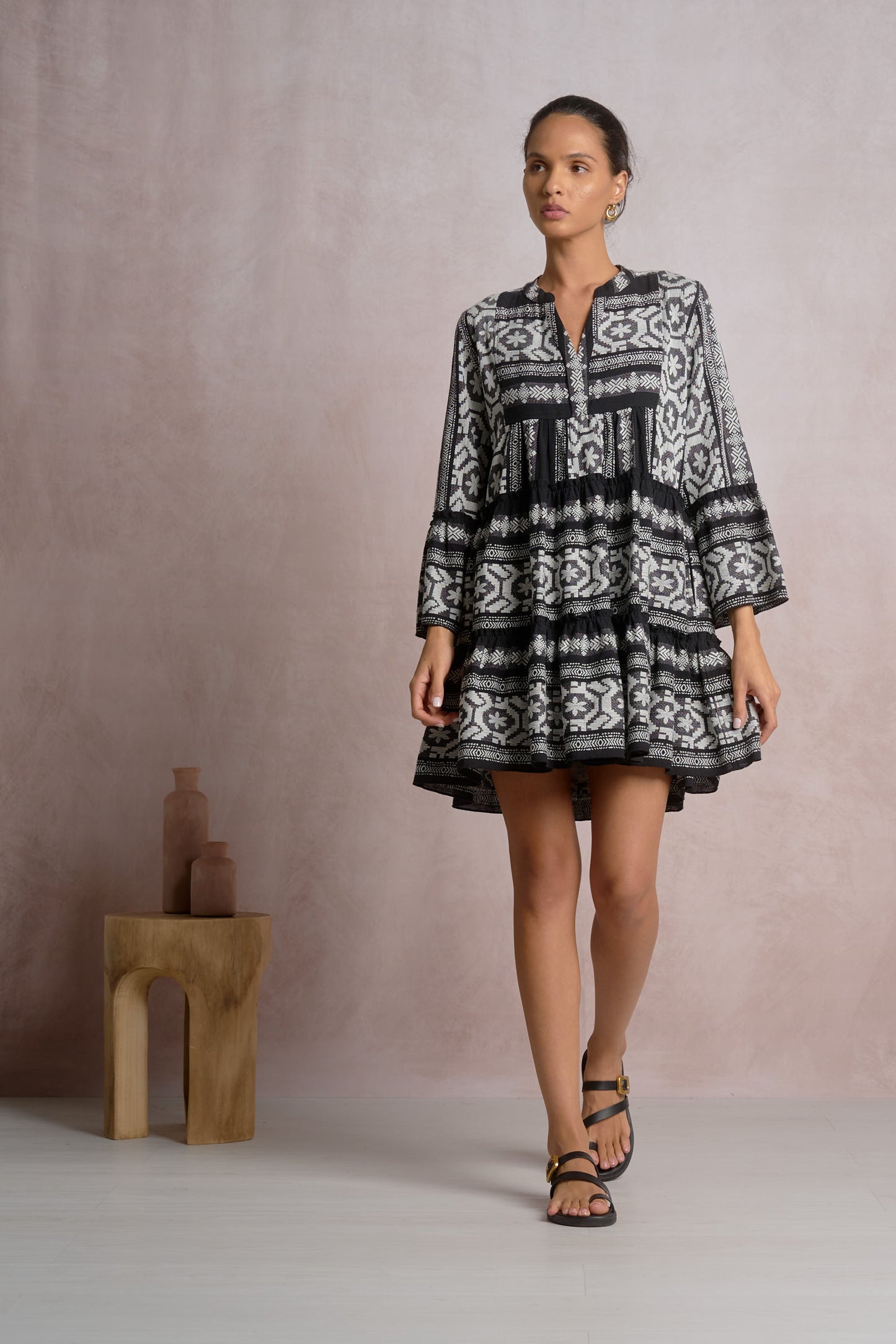 Elan Long Sleeve A-Line Short Dress - Black/White