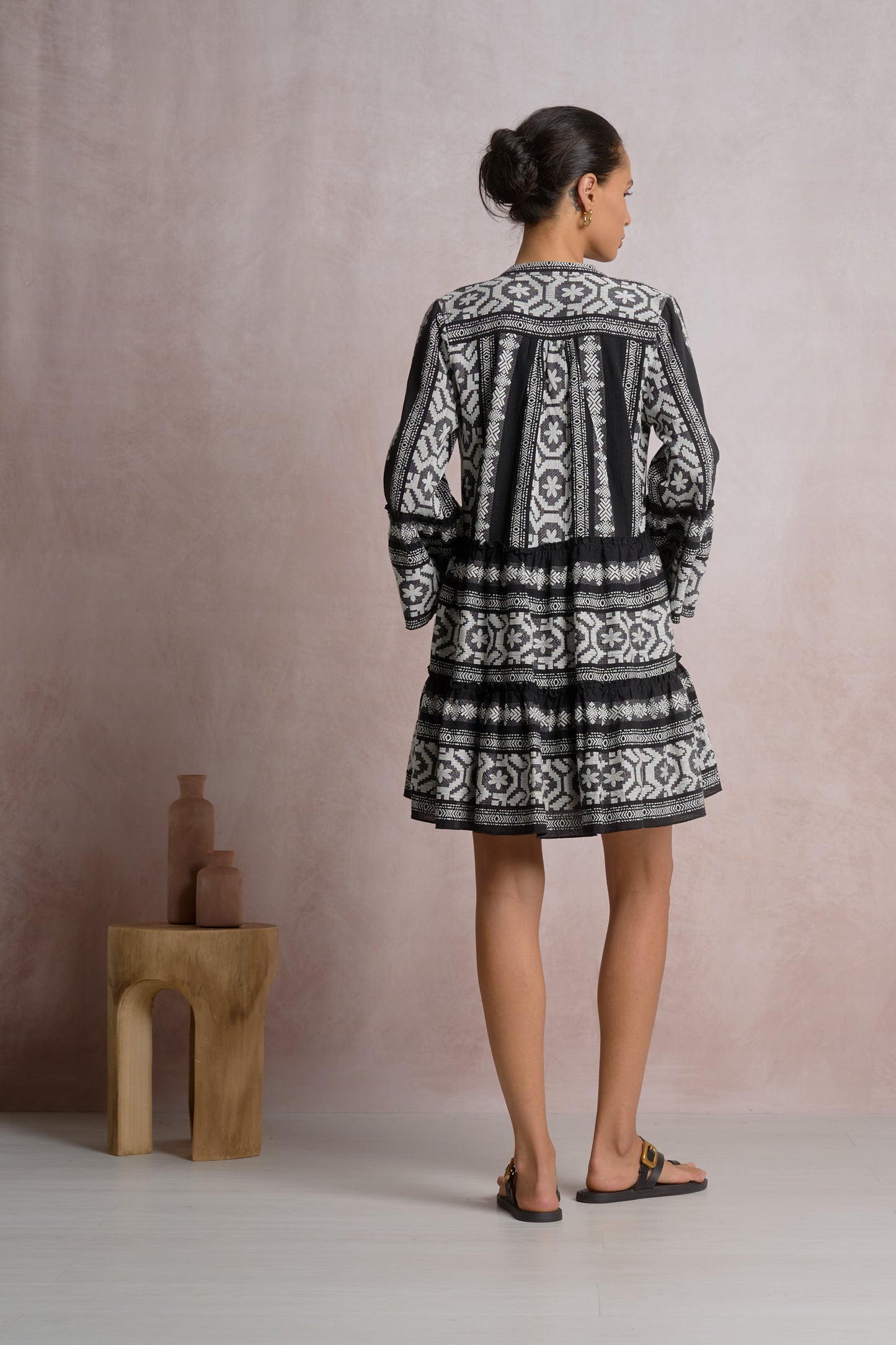 Elan Long Sleeve A-Line Short Dress - Black/White
