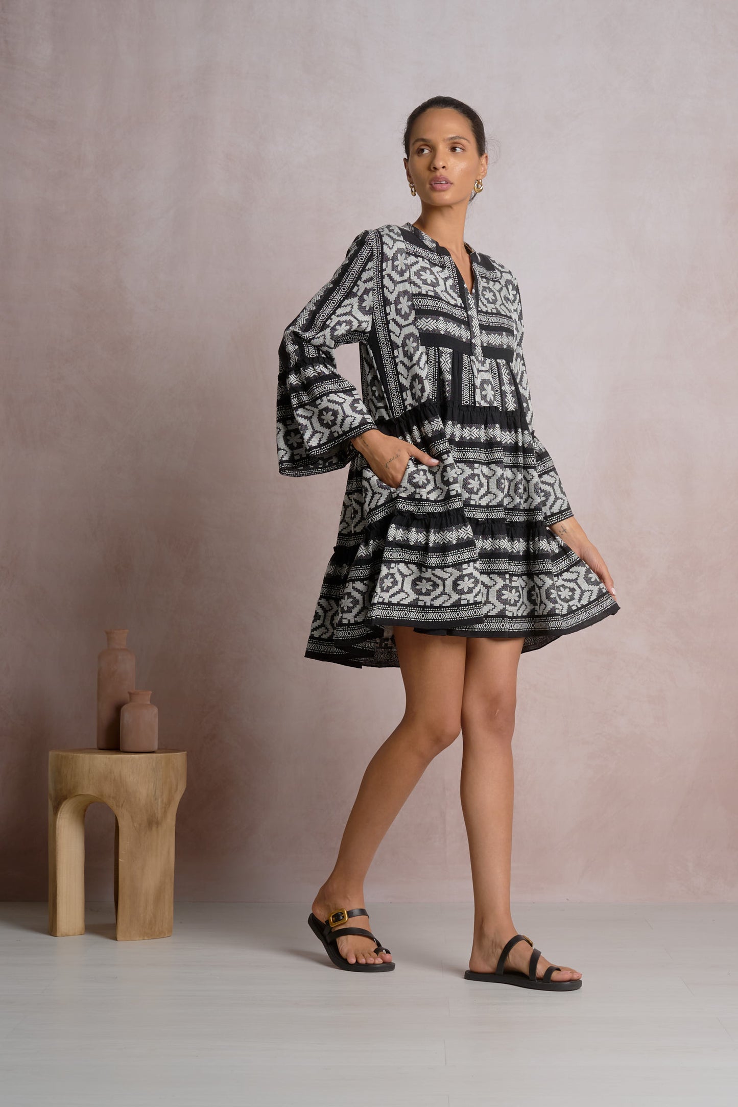 Elan Long Sleeve A-Line Short Dress - Black/White
